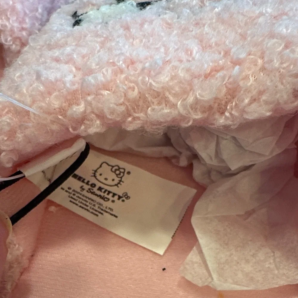 Sanrio Hello Kitty Pink Kids Slippers